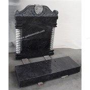 밧줄 기둥 기념관이 있는 캐노피 위의 하트